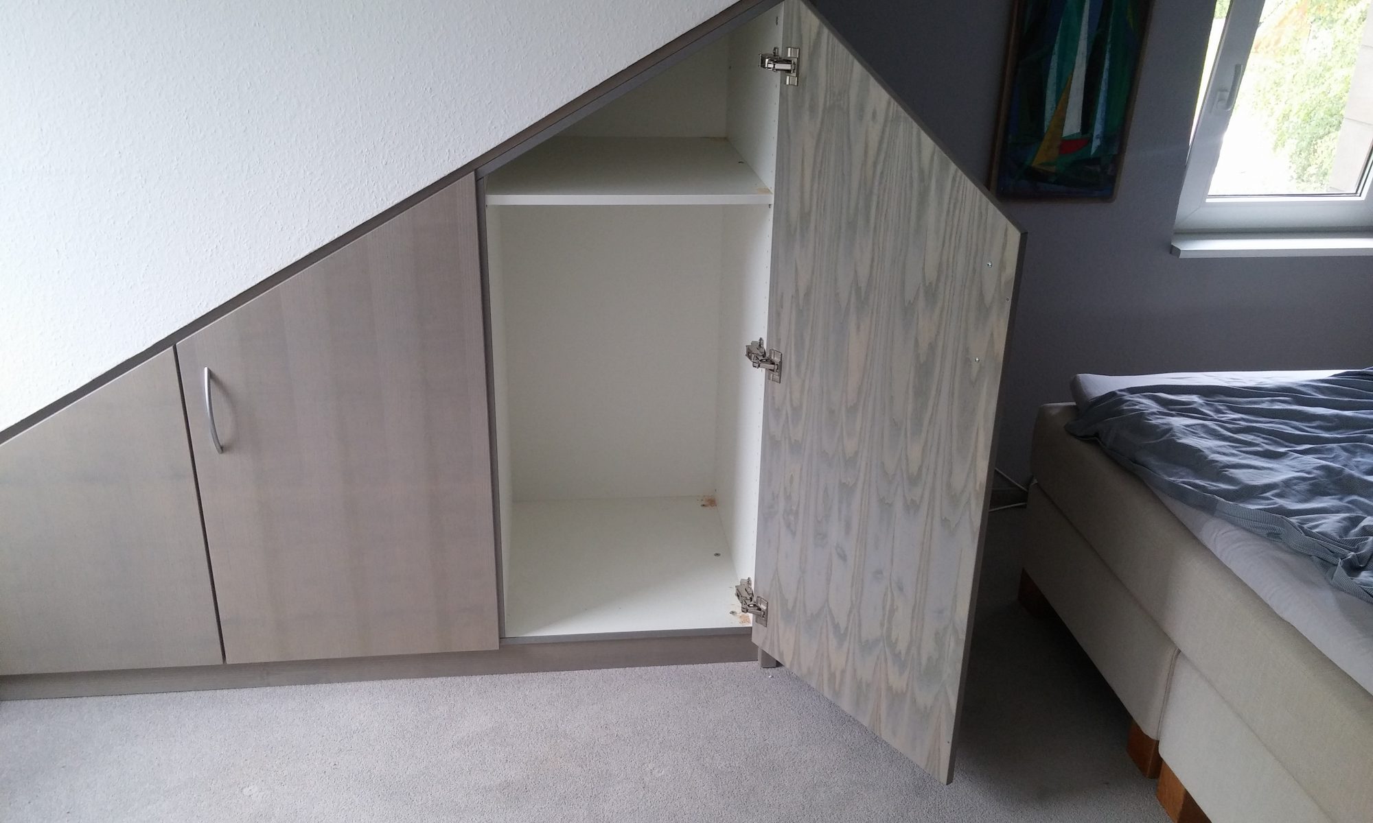 Dachschrägenschrank